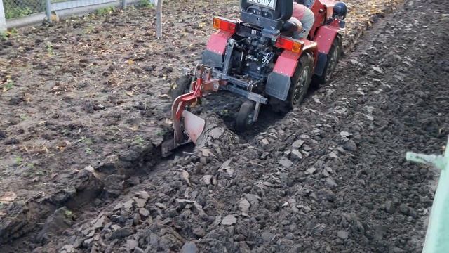 МТЗ - 132Н Осенняя вспашка смотреть онлайн