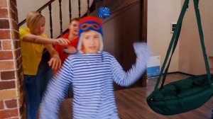 ДЕРЕВЕНСКИЙ ПРИЕХАЛ В ГОРОД! ЧТО БУДЕТ ДЕЛАТЬ КАТЯ?