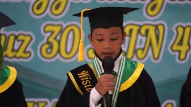 Wisuda Tahfiz dan pelepasan kelas 6 Tahun ajaran 2021/2022 MIN 4 Jakarta - Syaidah Iin смотреть онлайн