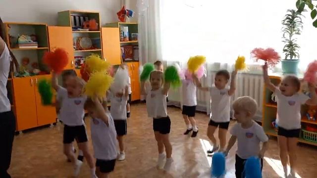 Поздравления к 23 февраля 2 младшая группа смотреть онлайн