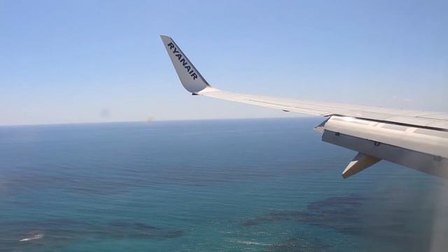 EI-DPK Ryanair Boeing 737-800 - Landing at Paphos Airport [PFO/LCPH] смотреть онлайн