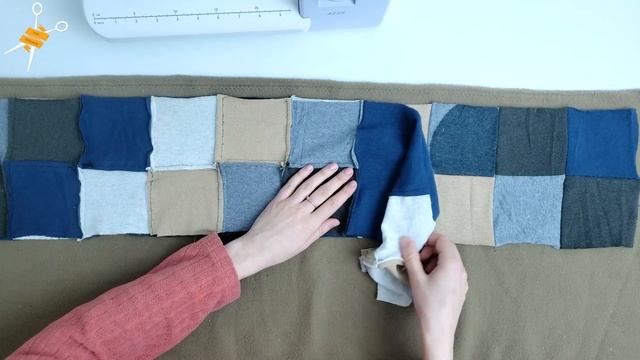DIY Made a blanket out of old sweaters! Recycling old things смотреть онлайн