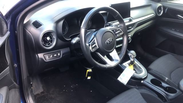 The fuse box location on a 2016 Kia Forte смотреть онлайн