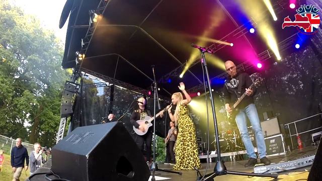 Aija Andrejeva un grupa "Colt" - Vienvirziena ceļš (Live no Jāņu Festivāls 2016) смотреть онлайн