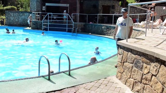 Летний бассейн в санатории Россия в Белокурихе 2020 смотреть онлайн