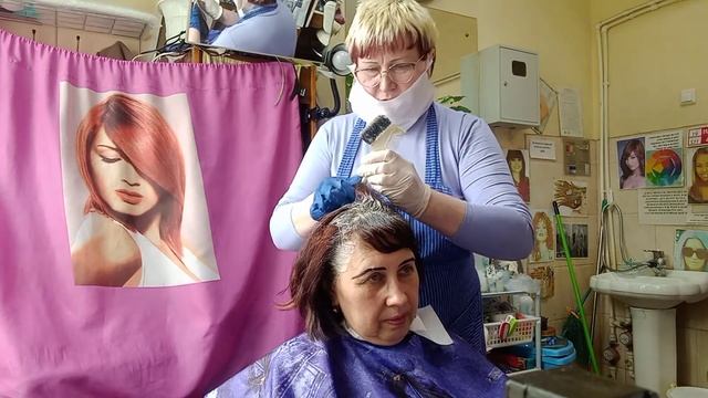 Стрижём чёлку.Красим волосы и брови.