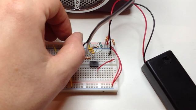 Simple Drum Circuit смотреть онлайн