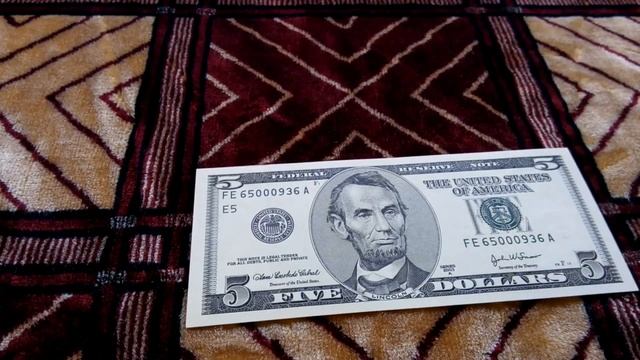 Доллары США . Литеры соответствующие городам резервных банков. смотреть онлайн