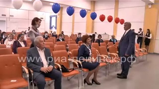 Открытие гимназии: для детей - в канун Дня детей смотреть онлайн