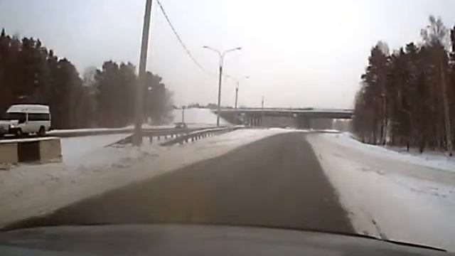 Гололед в Иркутске 11.01.2015 смотреть онлайн