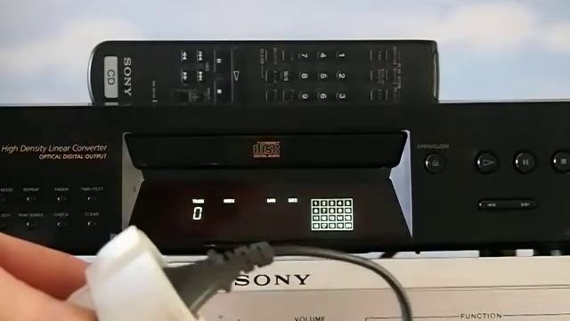 Sony CDP XE 570 смотреть онлайн