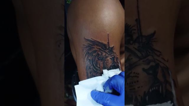 angry lion tattoo#shortvideo#viral#ytshorts смотреть онлайн