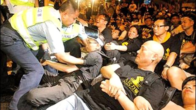 呼喚良知 忘我一戰〈最快消息〉2014-09-17 смотреть онлайн