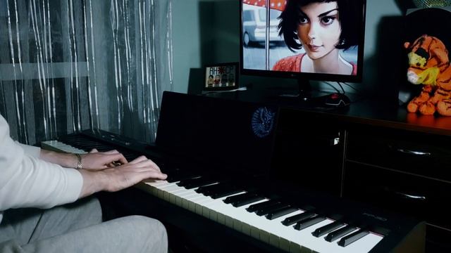 Yann Tiersen - La valse d'Amelie (Piano cover) смотреть онлайн