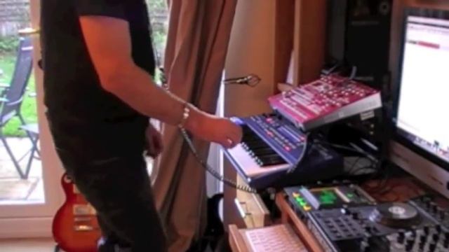 Live Jam on Korg Kaossilator Pro, Electribe ESX, Novation Ultranova, Electro Music смотреть онлайн
