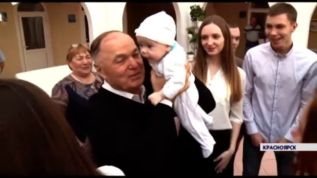 В Красноярск приехал всемирно известный меценат Хазрет Совмен смотреть онлайн