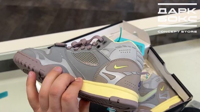 Nike Air Trainer 1 SP / Original смотреть онлайн
