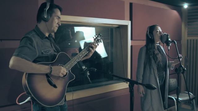 Melissa Hermosillo - grabación en vivo смотреть онлайн