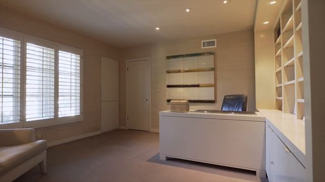 Striking Encino Modern Traditional Home | 5037 Gaviota Ave смотреть онлайн