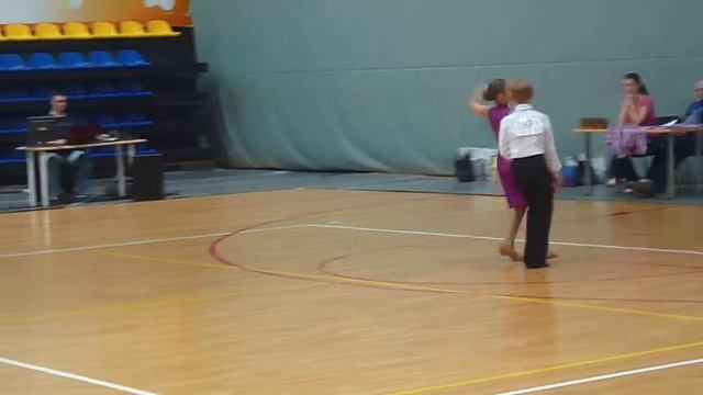 Спортивные бальные танцы. Выступление 2 (Сын) смотреть онлайн