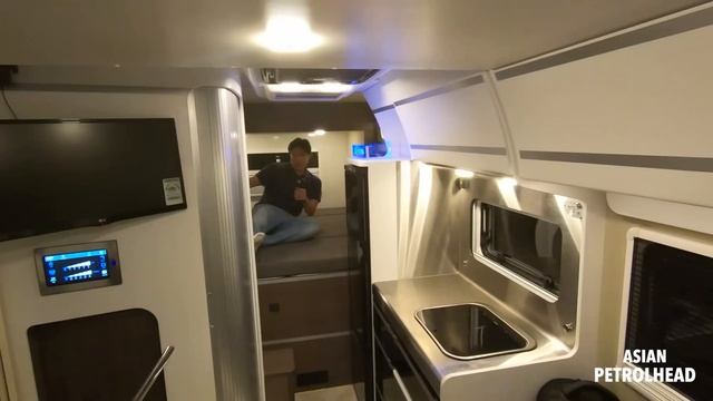 2021 Small Class C Motorhome from Hyundai based on Hyundai H100 or Hyundai Porter! смотреть онлайн
