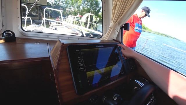 KrasBoat 870 обзор. Кабинный катер. смотреть онлайн