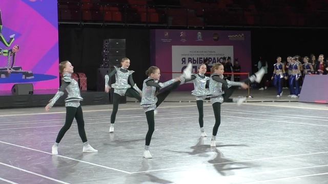 Группа "Гармония" г. Челябинск. Аэробика 5 чел. 11-13 лет. Финал. 10.04.22 смотреть онлайн