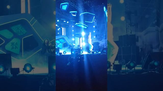 Жара 2018 Валерия Самолёт поет весь зал смотреть онлайн