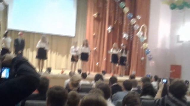Последний звонок 11-х классов 2013 (Part2) смотреть онлайн