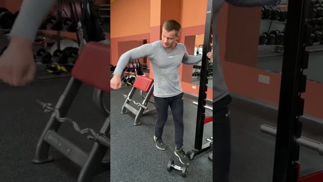 Мах гантели через сторону в упоре смотреть онлайн