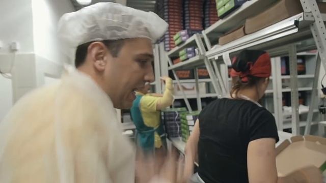 Рекордная доставка: 1500 пирогов Достаевский! смотреть онлайн