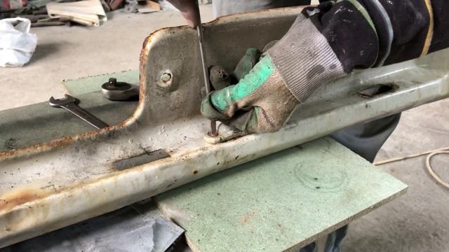 Мерседес Т1 207Д MERCEDES T1 207 D Ремонт кузова и салона!