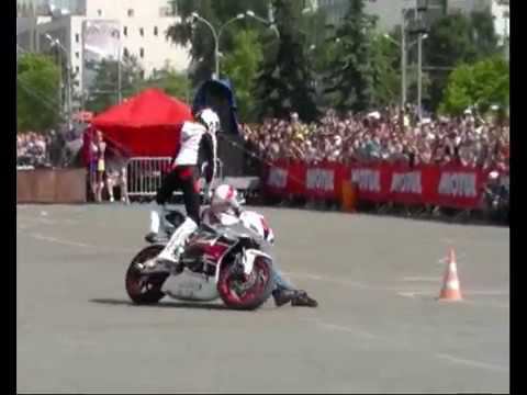 Стант-шоу Stuntfighters на "Дне города" Пермь-290 смотреть онлайн