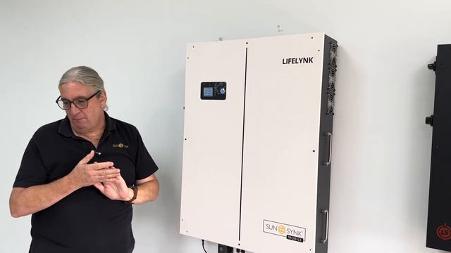 New 5.5 kW inverter with 5.2 kWh Battery by Sunsynk