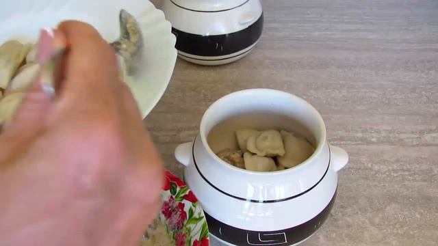 Пельмени "Амур",запеченные с печенью в горшочках. смотреть онлайн