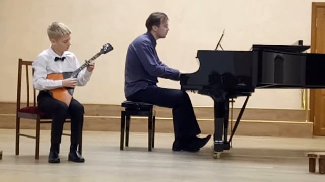 Ехал на ярмарку ухарь-купец. Балалайка, фо-но. смотреть онлайн