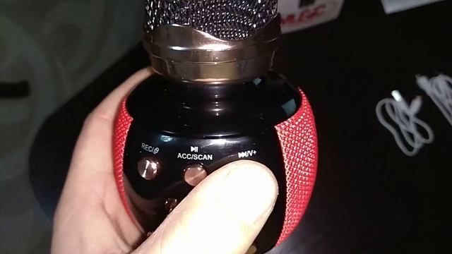 Караоке микрофон wster WS-2911.Настройка радио и подключение к телефону. смотреть онлайн