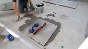 Укладка Керамогранита на пол своими руками