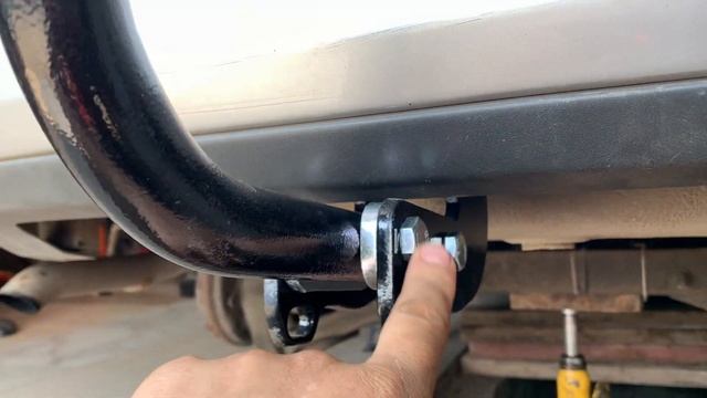 Ford Focus II Установка фаркопа (ТСУ) смотреть онлайн