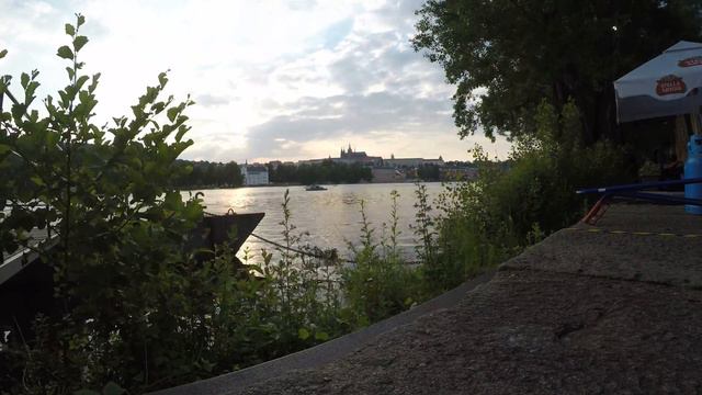 Prague - Vltava River View from Nominanaza River Restaurant (GoPro TimeLapse) смотреть онлайн