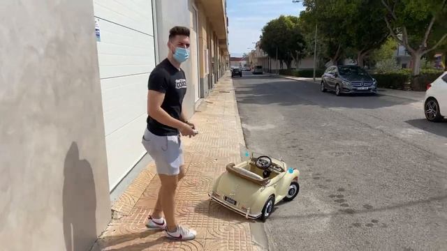 Mercedes clásico 300S 12v con mando RC смотреть онлайн