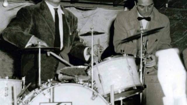 Benny Goodman & His Orchestra 10/21/1943 "Don't Be That Way" Gene Krupa, Al Klink - AFRS NYC смотреть онлайн