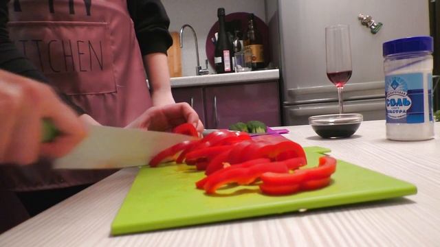 УДОН С КУРИЦЕЙ И ШАМПИНЬОНАМИ. Katya_tasty_school шоу. Выпуск 3