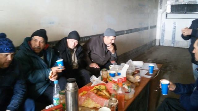 10.04.2017 Забастовка дальнобойщиков Тюмень, Пирожки от ДЕДЫ. Подожженная телега.