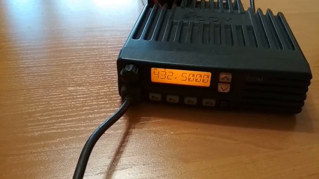 Icom IC-F211. Part I (прошивка и программатор) смотреть онлайн
