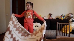 Как сделать домик из одеяла подушек сваими руками