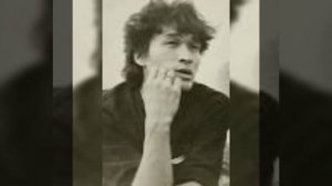 Песня "алюминиевые огурцы" исполнитель "Виктор Цой"