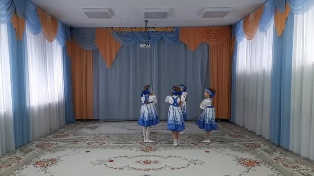 танец зимушка смотреть онлайн