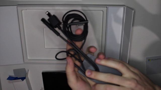 Surface Pro 4 Unboxing (Intel Core i5, 256GB SSD, 8GB RAM) смотреть онлайн
