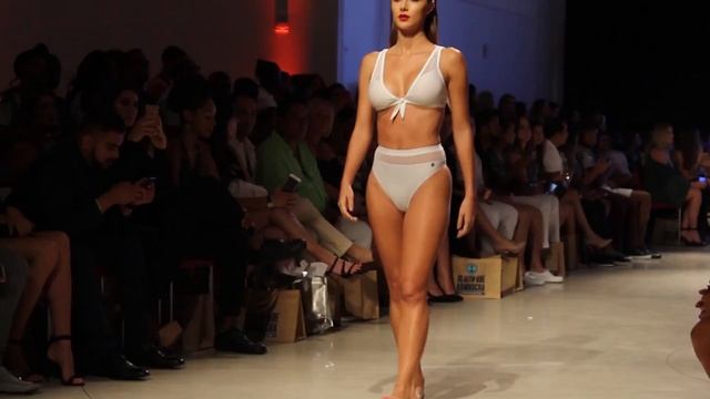 Magalii Aravena Collection - Art Hearts Fashion Miami.mp4